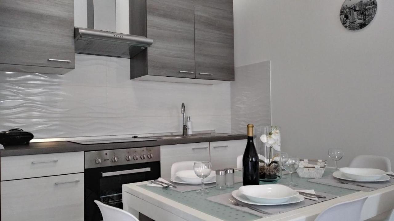 Premium Apartments Adore Novalja Exterior foto