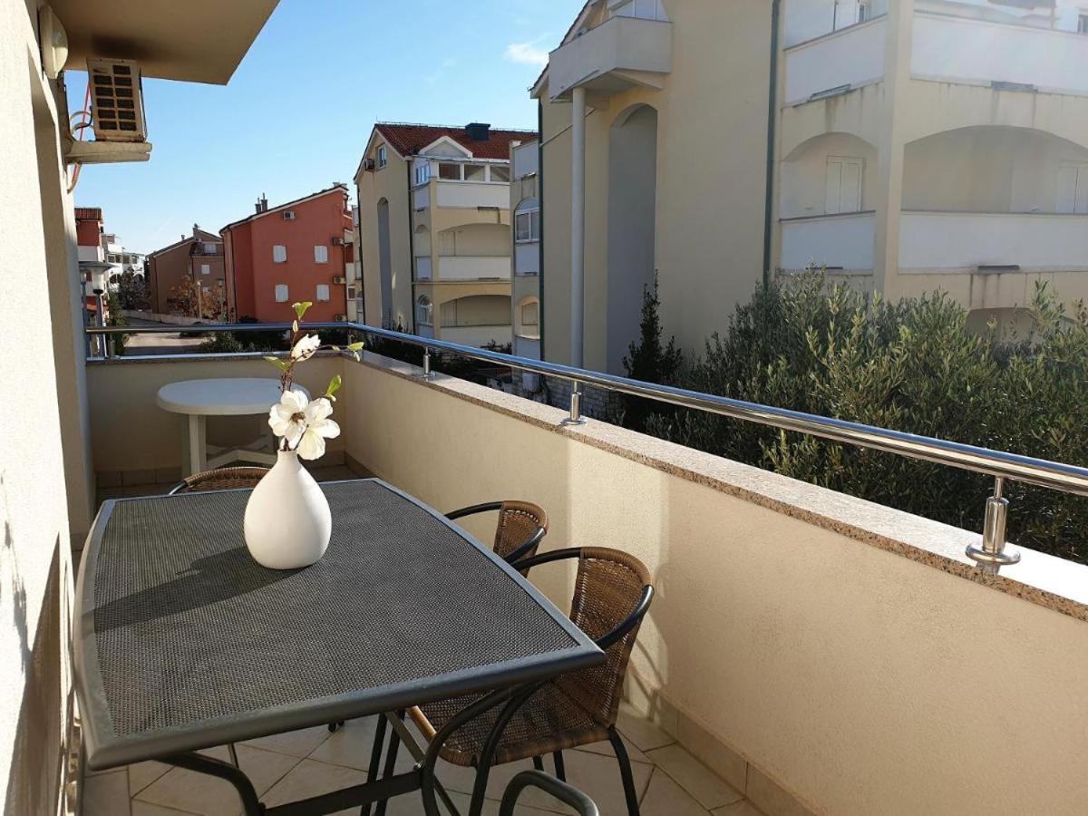 Premium Apartments Adore Novalja Exterior foto
