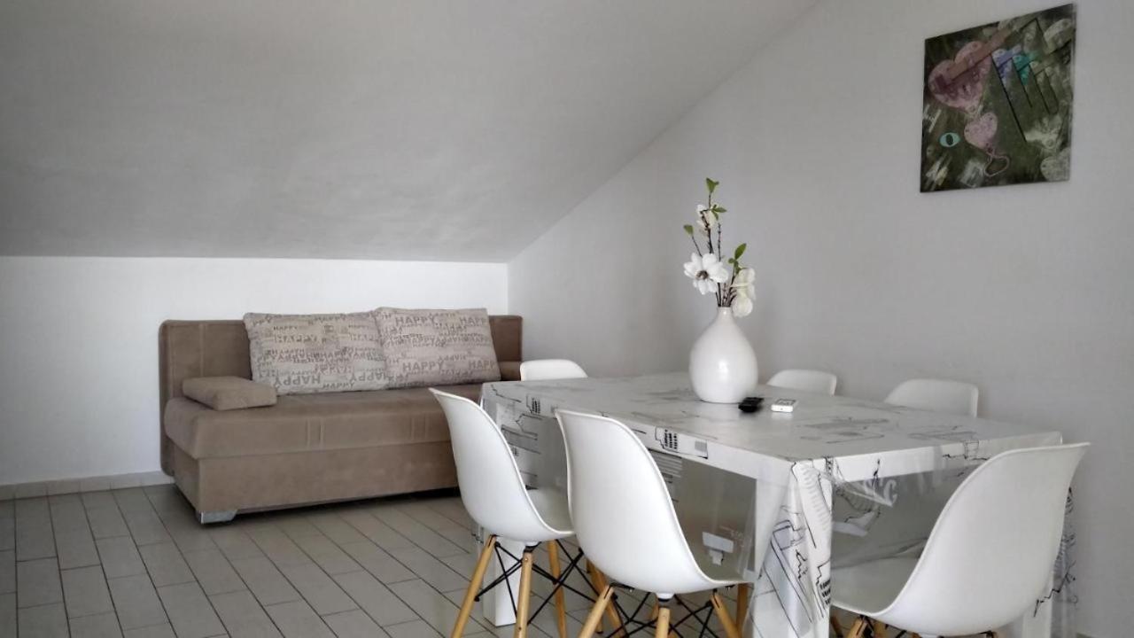Premium Apartments Adore Novalja Exterior foto