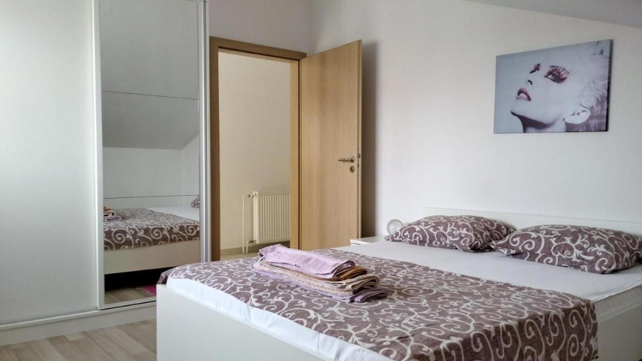 Premium Apartments Adore Novalja Exterior foto
