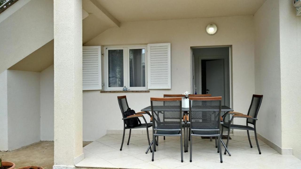 Premium Apartments Adore Novalja Exterior foto